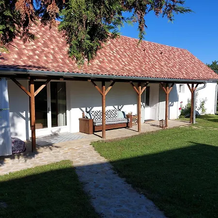 Florie Prázdninový dům Cserszegtomaj