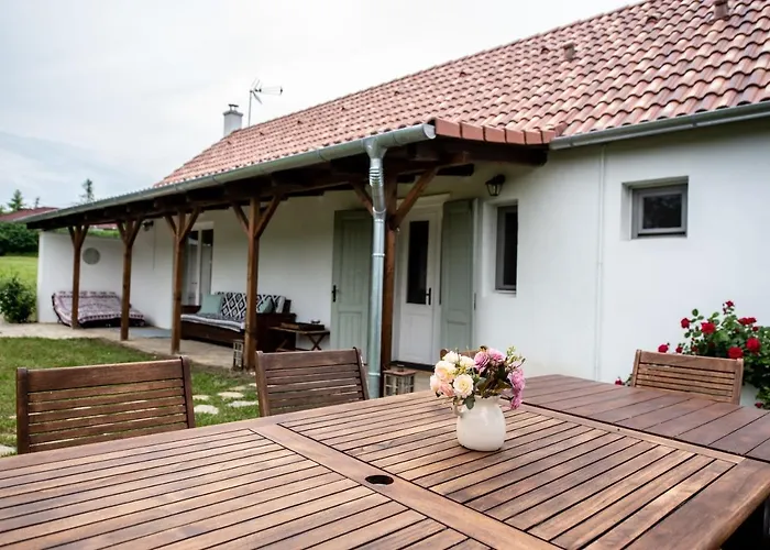 Florie Holiday home Cserszegtomaj